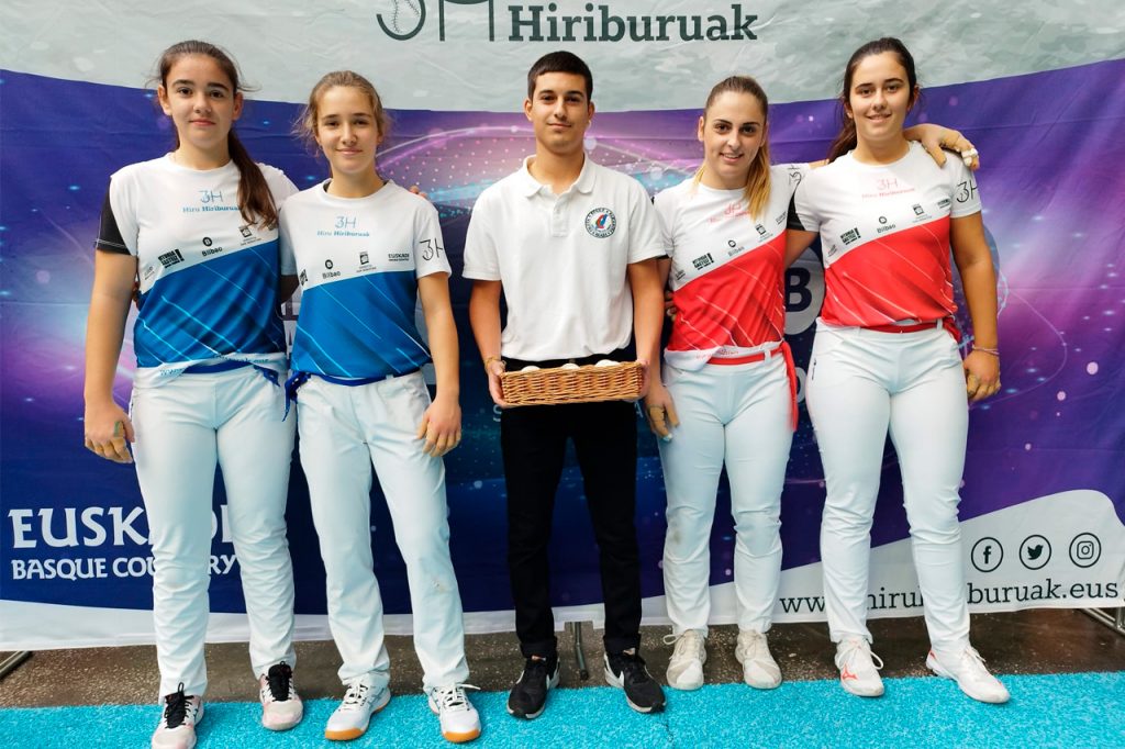 El torneo Hiru Hiriburuak echa a andar en Vitoria-Gasteiz